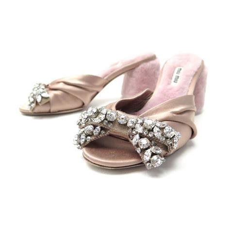 chaussures miu miu pas cher|Chaussures de Luxe pour Femme .